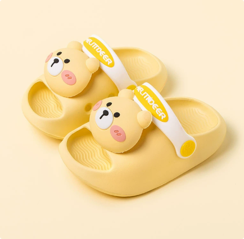 Mini Fashion – Cheerful & Safe - Polka Beach Slippers