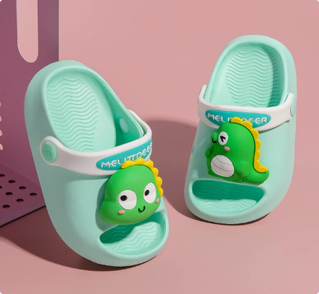 Mini Fashion – Cheerful & Safe - Polka Beach Slippers