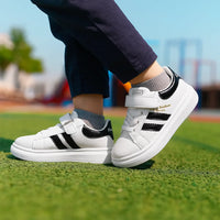 Thumbnail for UrbanFlex – Cool & Comfortable – White Sneakers