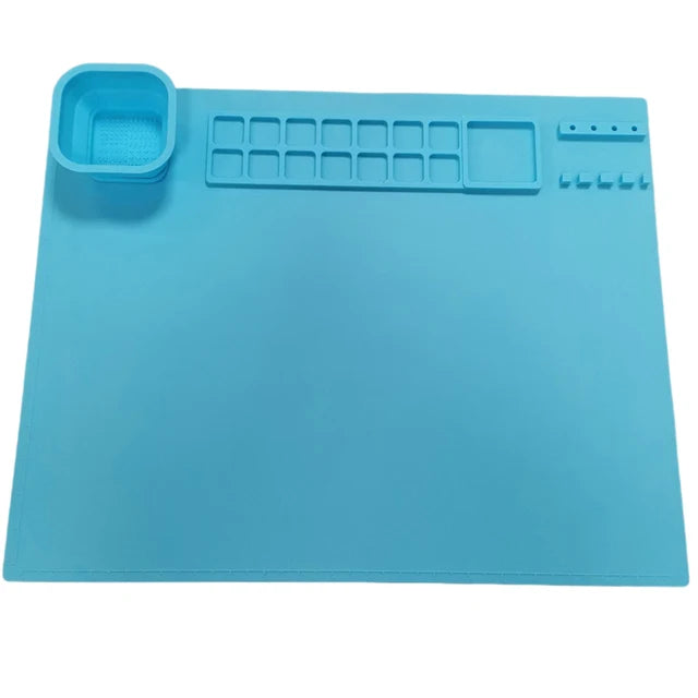 Canvas Matβ’ - Cleaning is a breeze - Paint Placemet