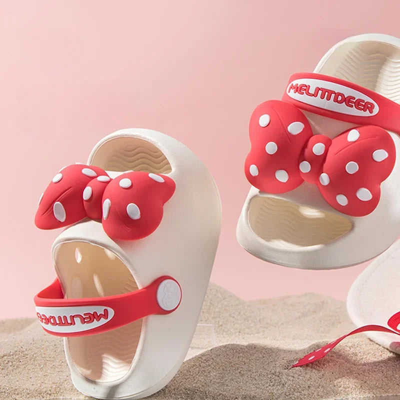 Mini Fashion – Cheerful & Safe - Polka Beach Slippers