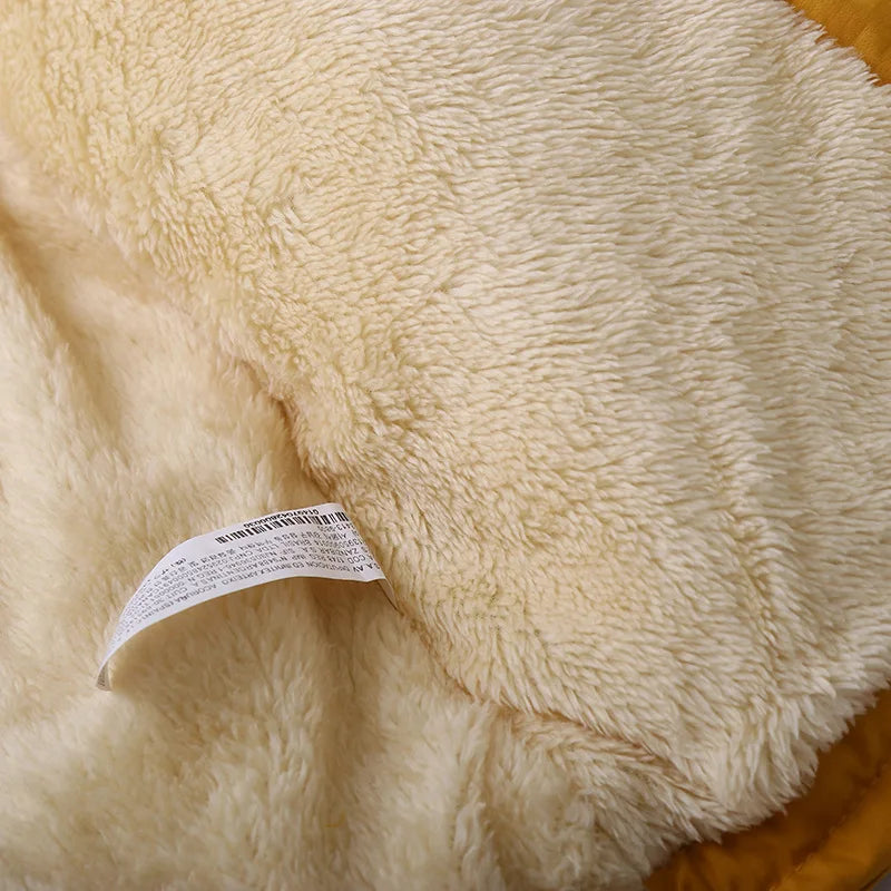 CozyTrend – Elegant & Warm – Parka Winter Coat with Fur Collar