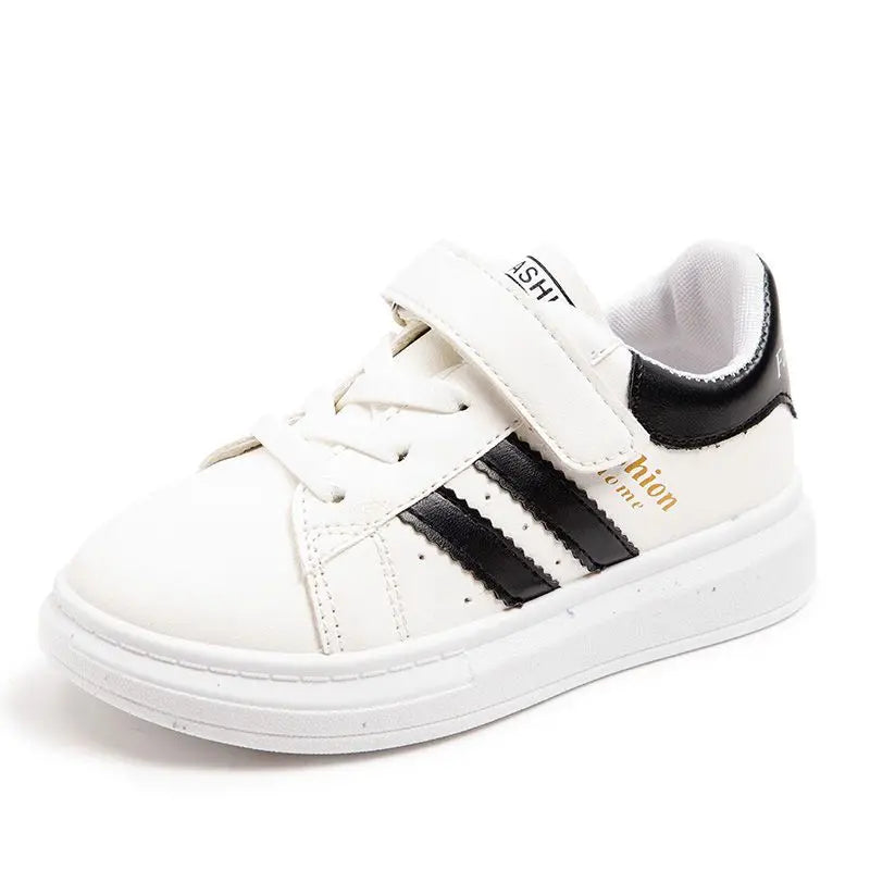 UrbanFlex – Cool & Comfortable – White Sneakers