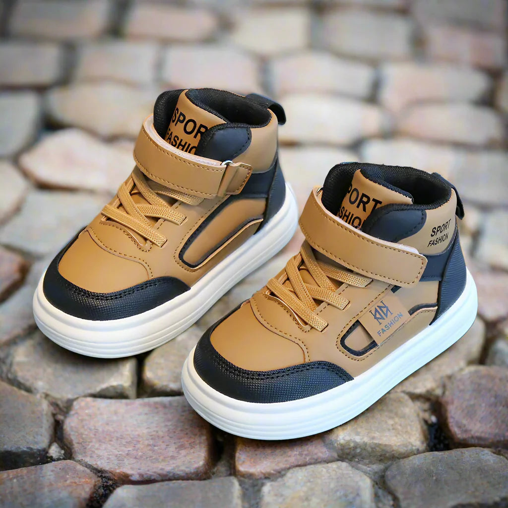 CoolKicks – Comfortable & Flexible – High-Top Sneakers