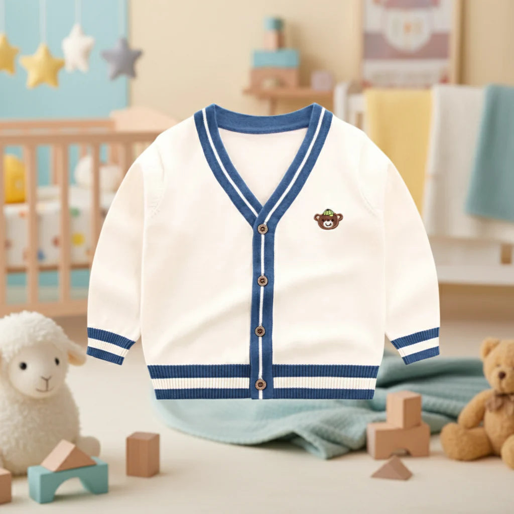 CozziWear – Warm & Trendy – Knitted Cardigan with Bears