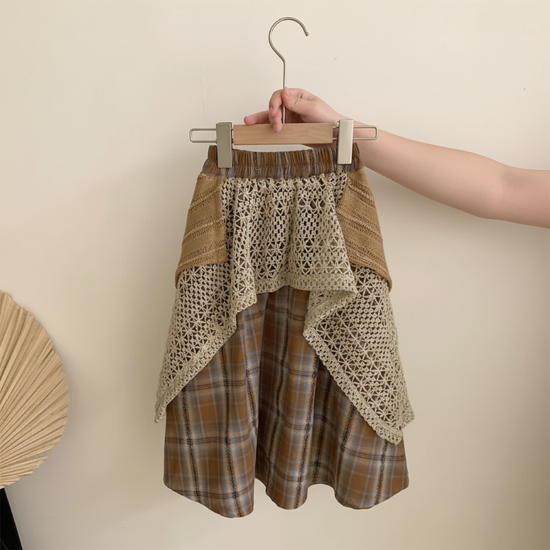 TinyTrends – Boho Chic & Cute – Crocheted Top with Checkered Skirt