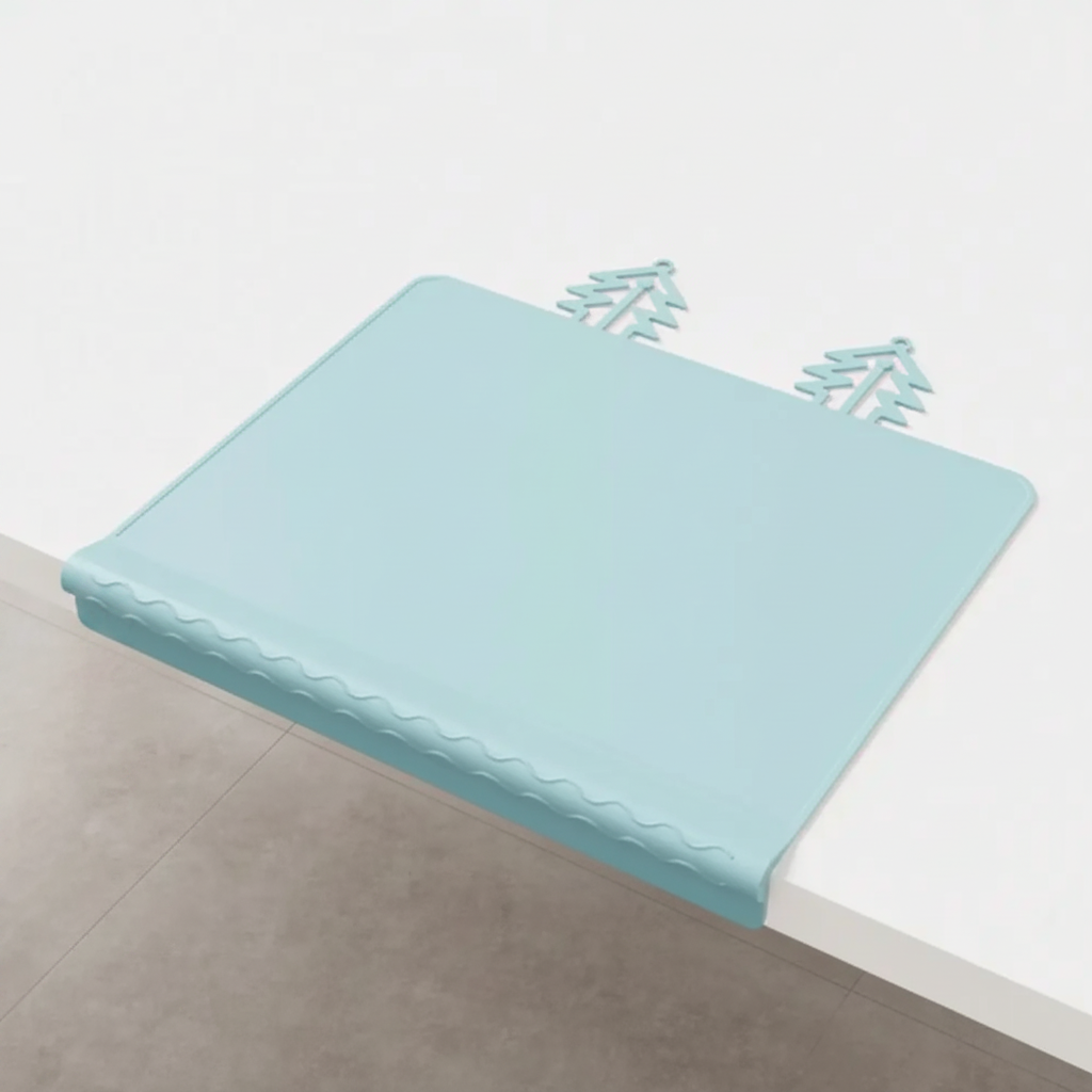 BabySafe – Practical & Hygienic – Silicone Placemat with Raised Edge