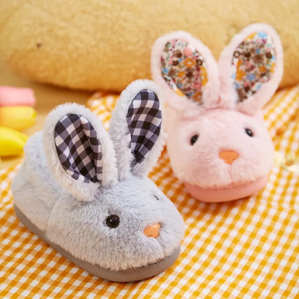BunnyToes – Soft & Warm – Plush Rabbit Slippers