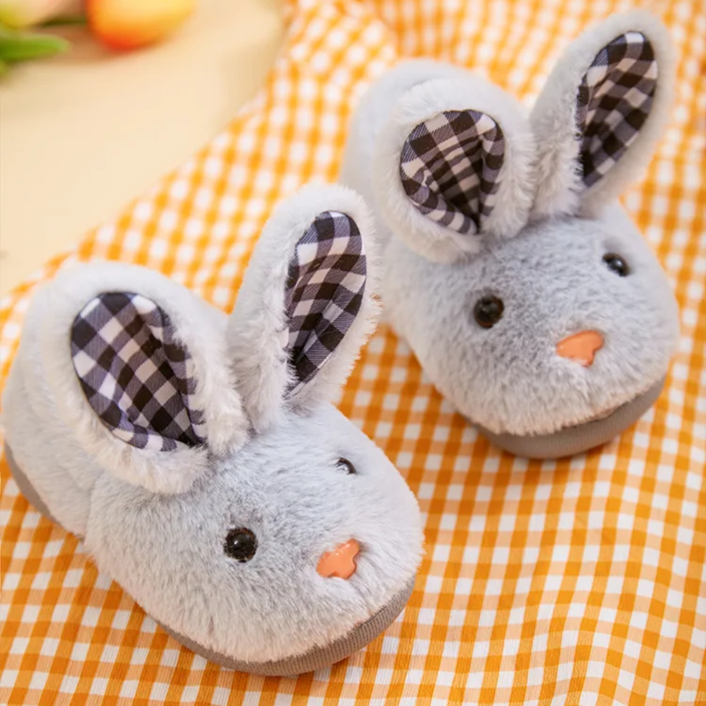BunnyToes – Soft & Warm – Plush Rabbit Slippers