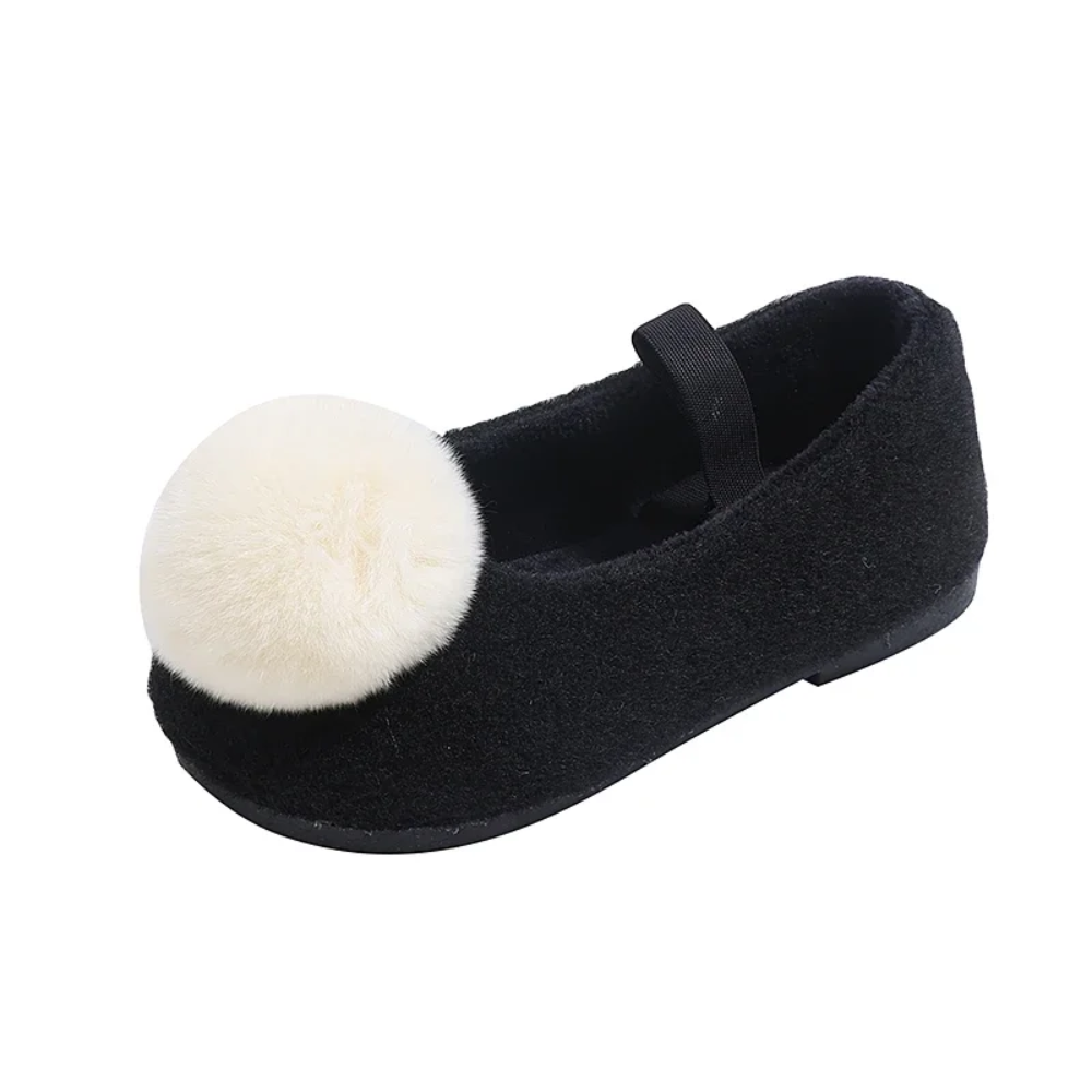 SoftSteps –  Warm & Soft – Girls' Shoes with a Plush Pom-Pom