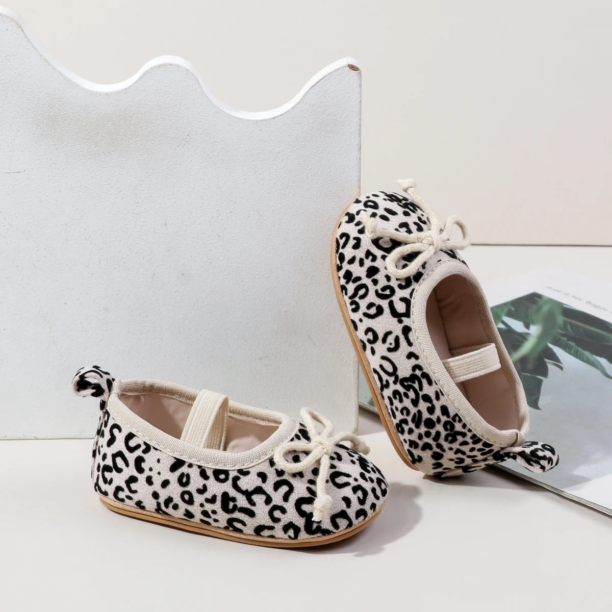 TinyStyle – Cute & Elegant – Baby Girls' Shoes with Leopard Print