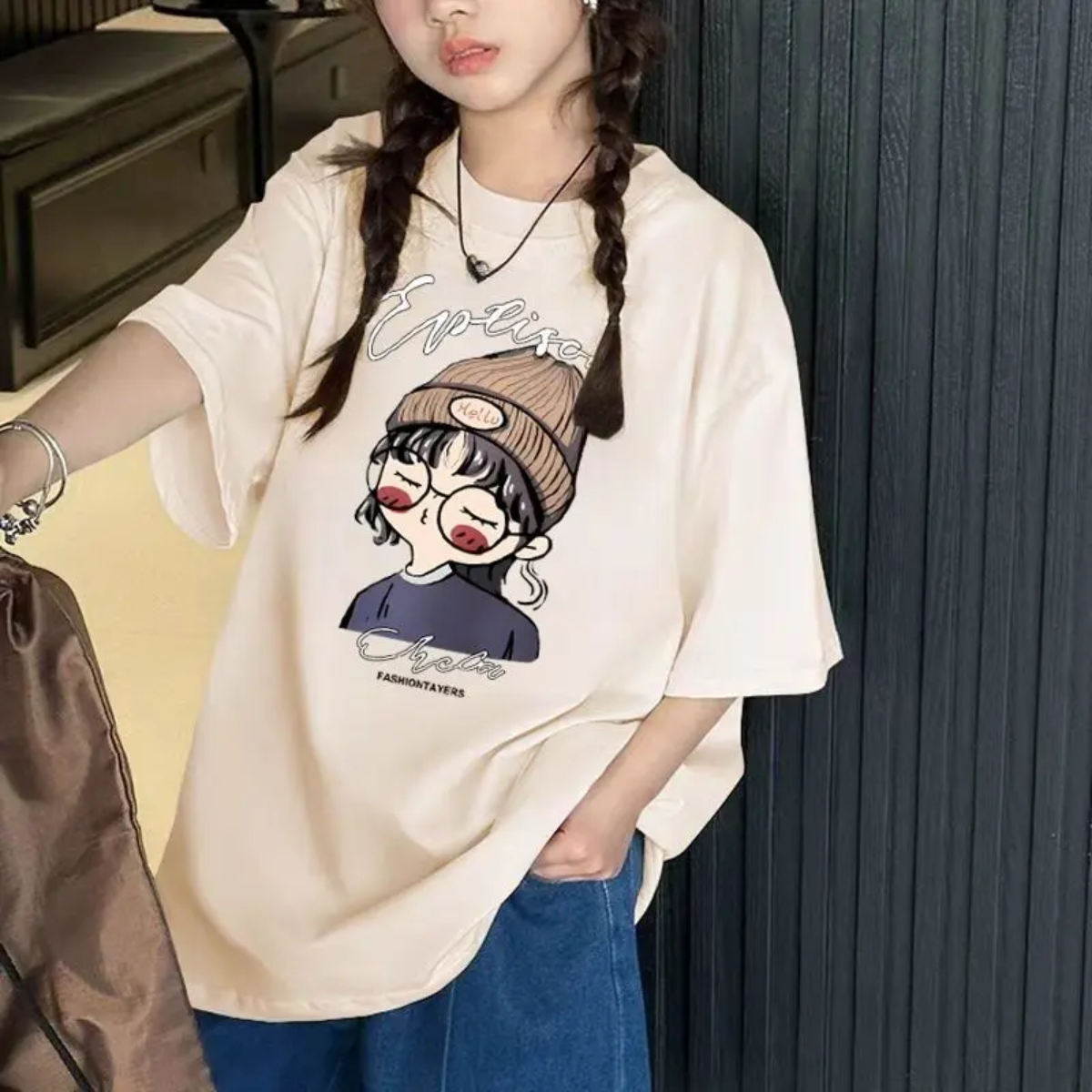 CuteStyle – Trendy & Comfortable – T-shirt with an oversized cartoon print