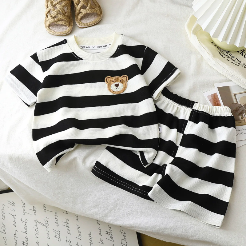 Kids Stripe Outfit – Trendy & Comfortable – Summer Kids' Outfit
