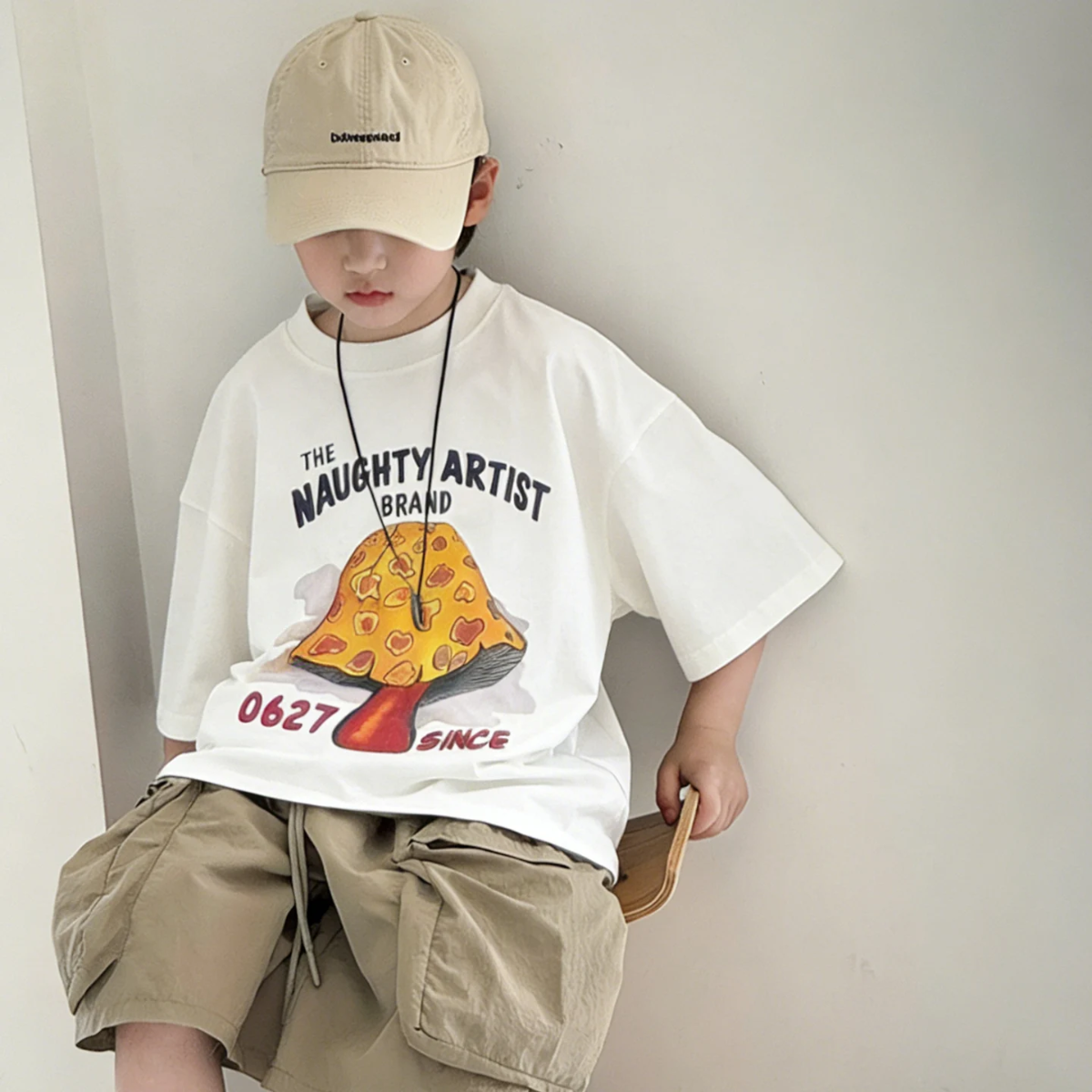 MushroomPlay – Casual & Streetwear – Oversized T-shirt with mushroom print