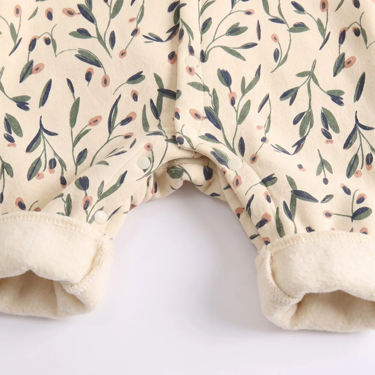 FloraCozy – Soft & Warm – Baby Girls' Winter Romper with Flowers
