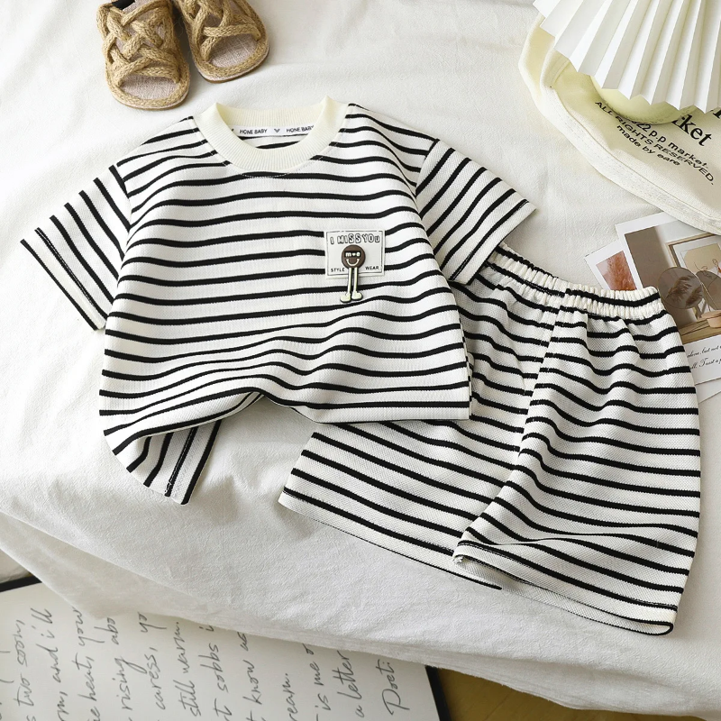 Kids Stripe Outfit – Trendy & Comfortable – Summer Kids' Outfit