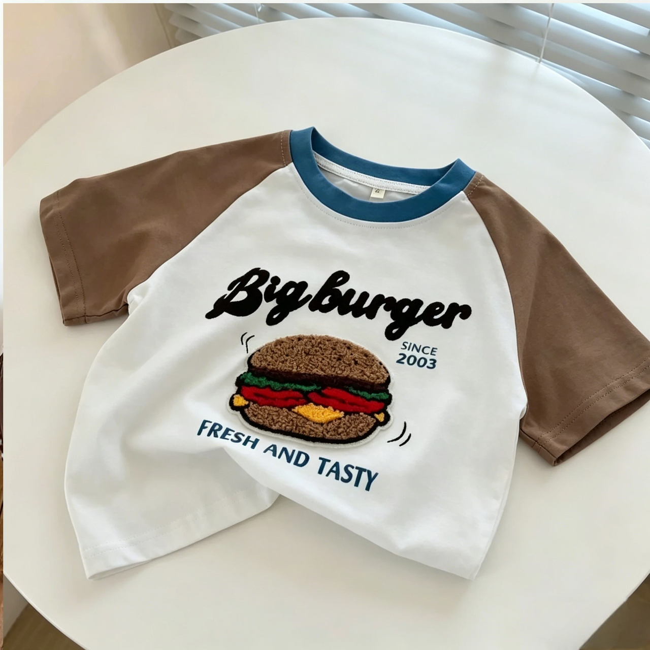 StreetBoy – Cool & Comfortable – Kids' T-Shirt with Raglan Sleeves and Print