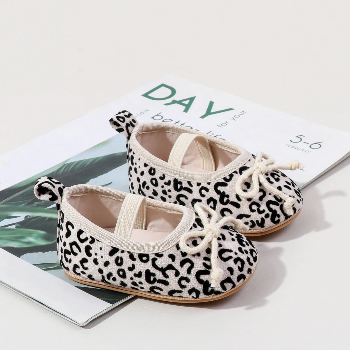 TinyStyle – Cute & Elegant – Baby Girls' Shoes with Leopard Print