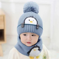 Thumbnail for Mini Fashion™ - Cute Penguin Design - Kids Hat & Scarf