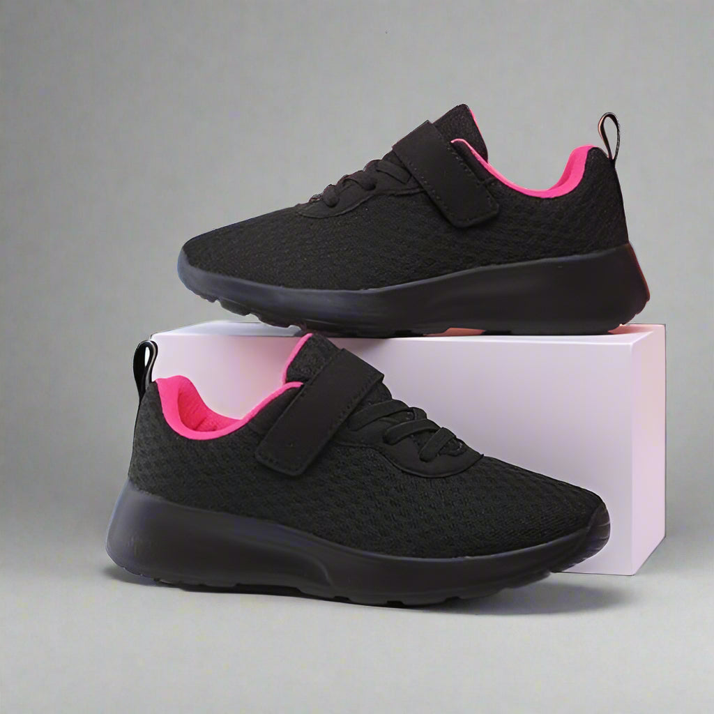 PlayFit – Comfortable and trendy – Mesh running shoes