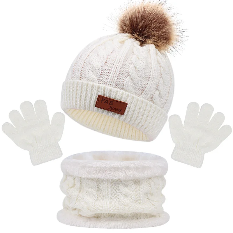 CozyPom – Warm & Soft - Winter Set with Hat, Scarf, and Gloves