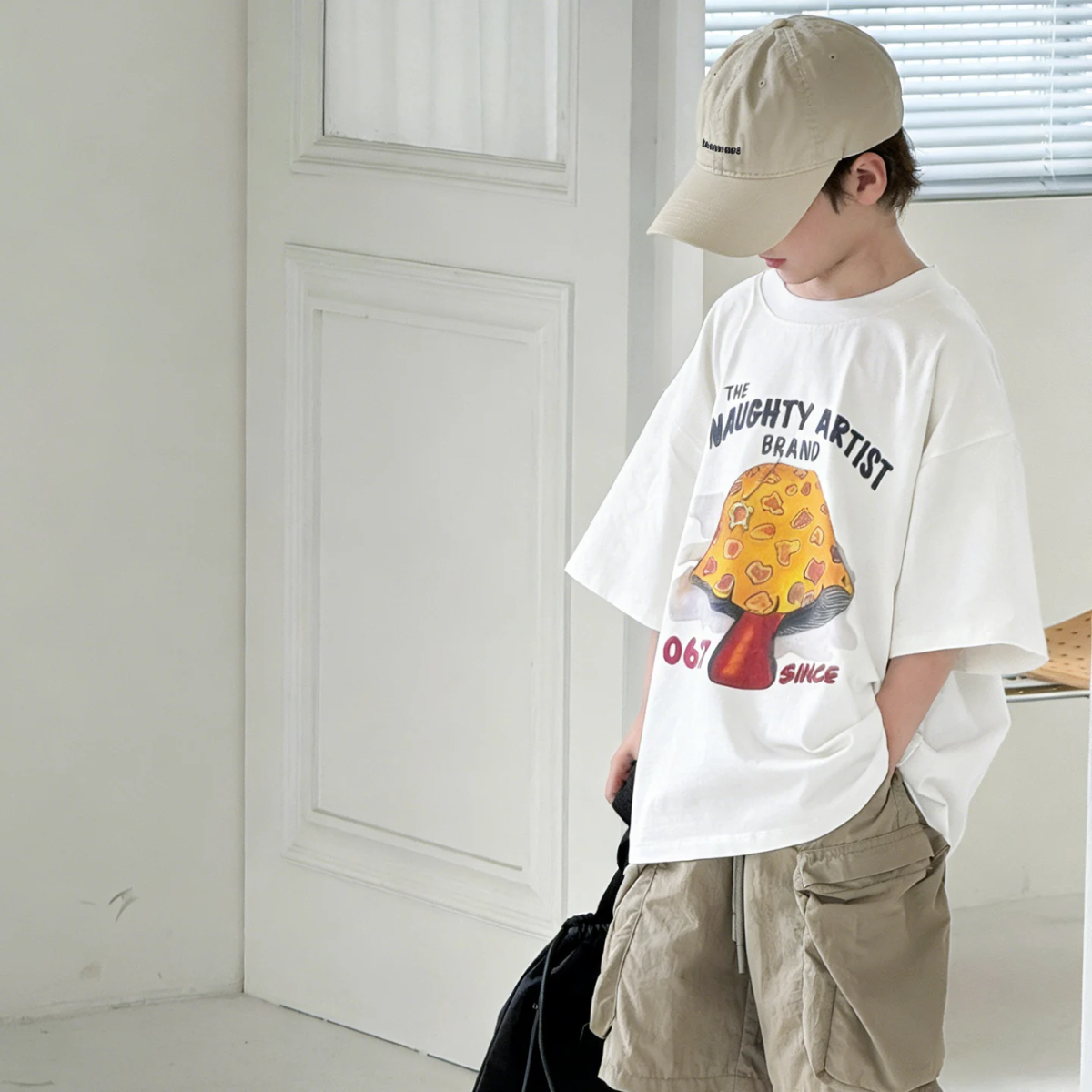 MushroomPlay – Casual & Streetwear – Oversized T-shirt with mushroom print