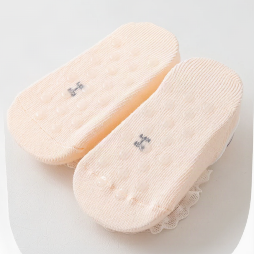 SweetFeet – Soft & Cute – Baby Socks with Flowers and Lace