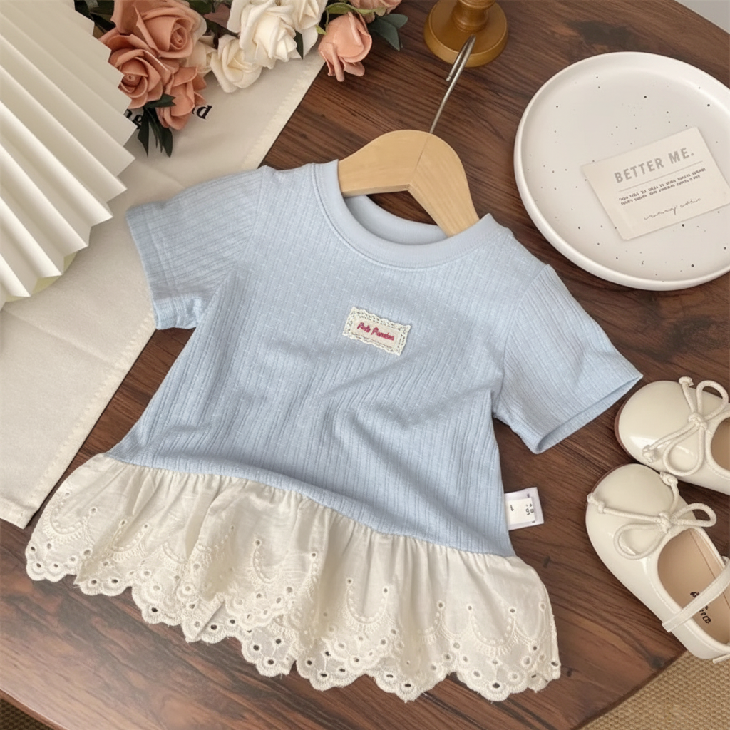 Polo Premium – Soft & Cute – T-shirt with Lace Trim
