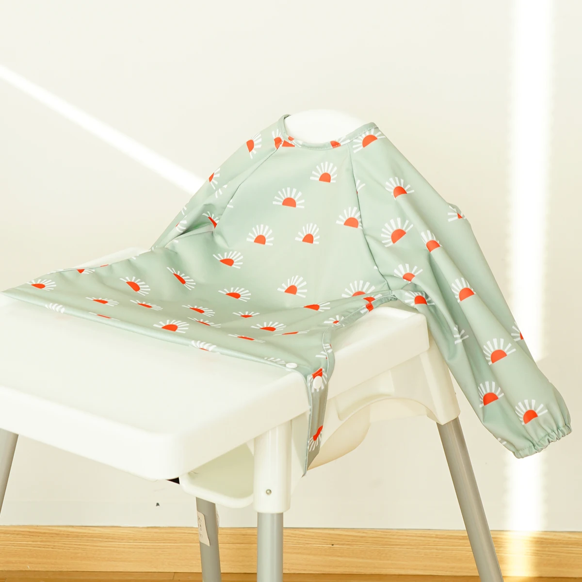 MessyFree – Waterproof & Practical – Long-Sleeved Baby Apron