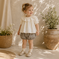 Thumbnail for Ruffle Collar Top – Elegant & comfortable – Top with decorative collar and puff sleeves