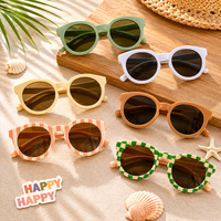 Thumbnail for Colorful Kids Sun Shades – UV Protection & Style – Kids' Sunglasses