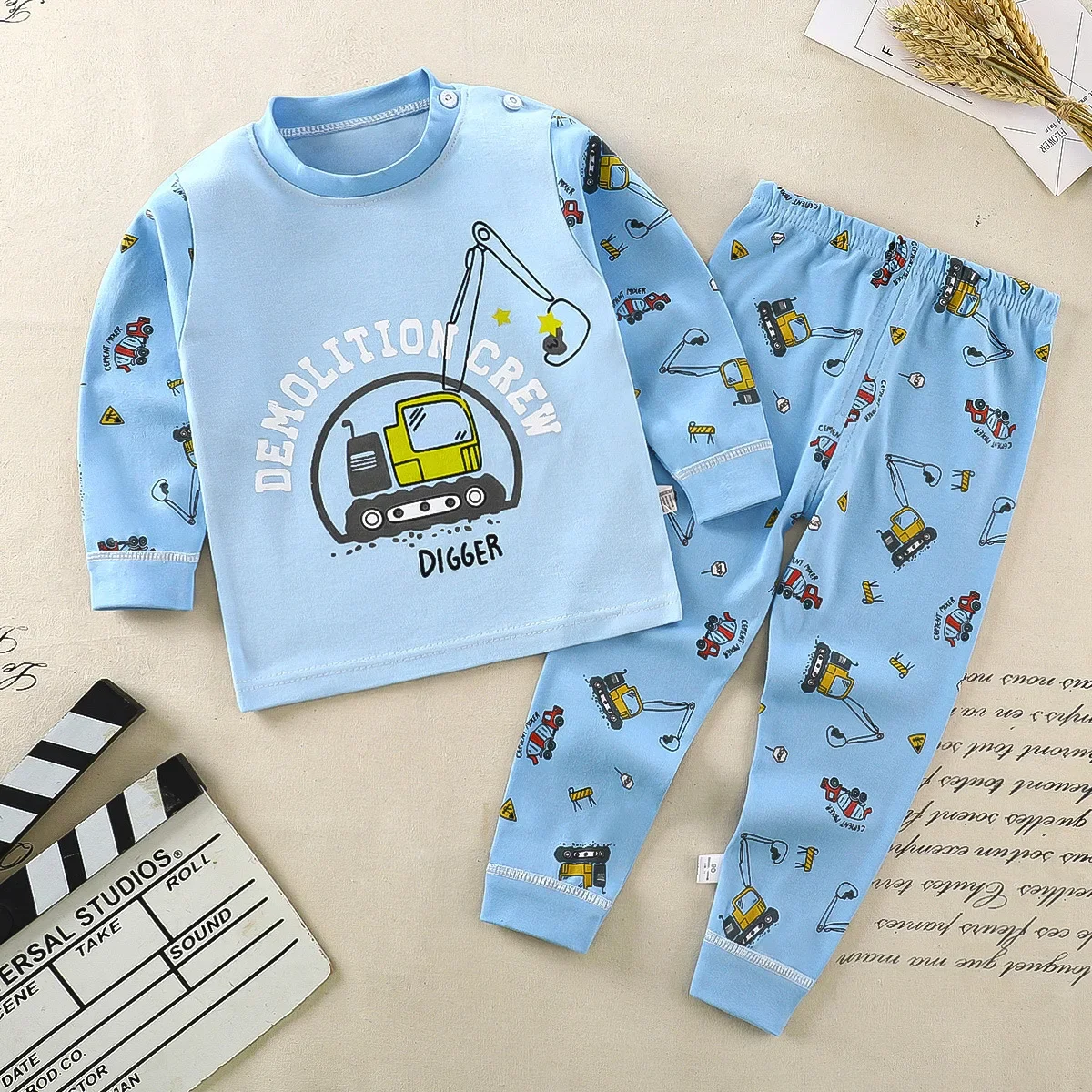 SleepBuddy – Soft & Comfortable – Children's Long-Sleeved Pajama Set