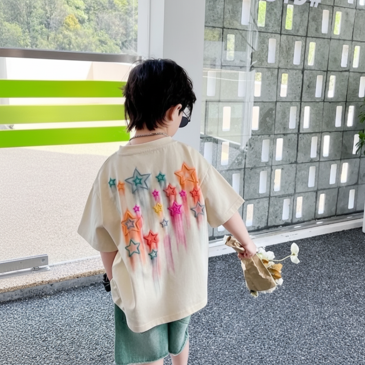 StarGlow – Light & Playful – Star T-shirt
