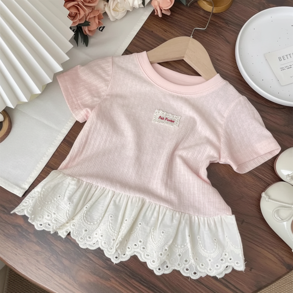 Polo Premium – Soft & Cute – T-shirt with Lace Trim