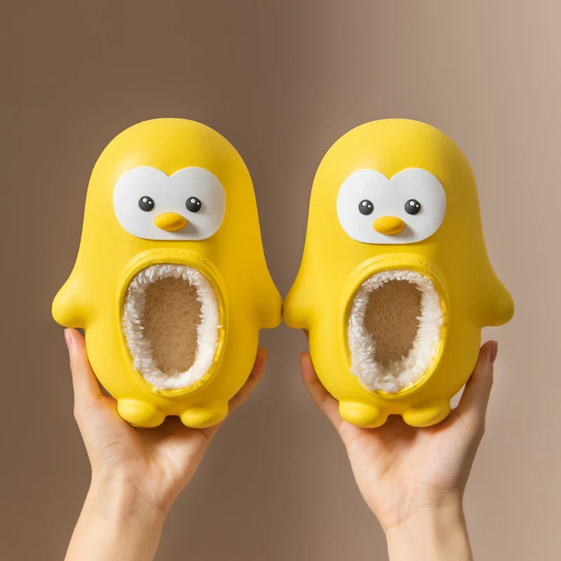 Mini Fashion™ - Warm & Fun - Children's Penguin Slippers