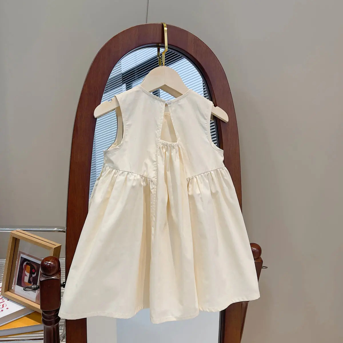 Mini Fashion™ - Stylish and Elegant - Girls Dress