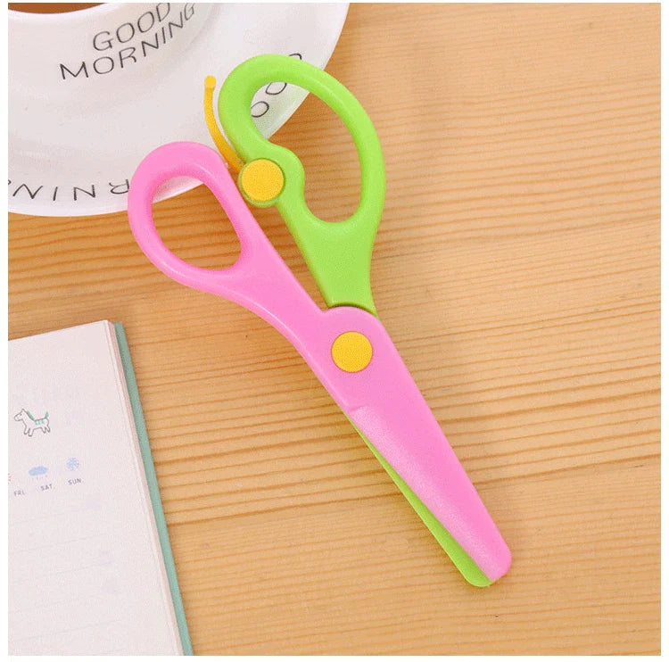 Minions Scissors™ - Suitable For Children - Safe Scissors