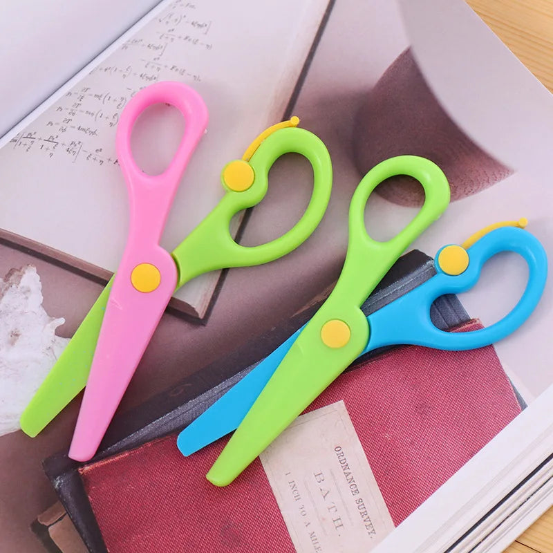 Minions Scissors™ - Suitable For Children - Safe Scissors