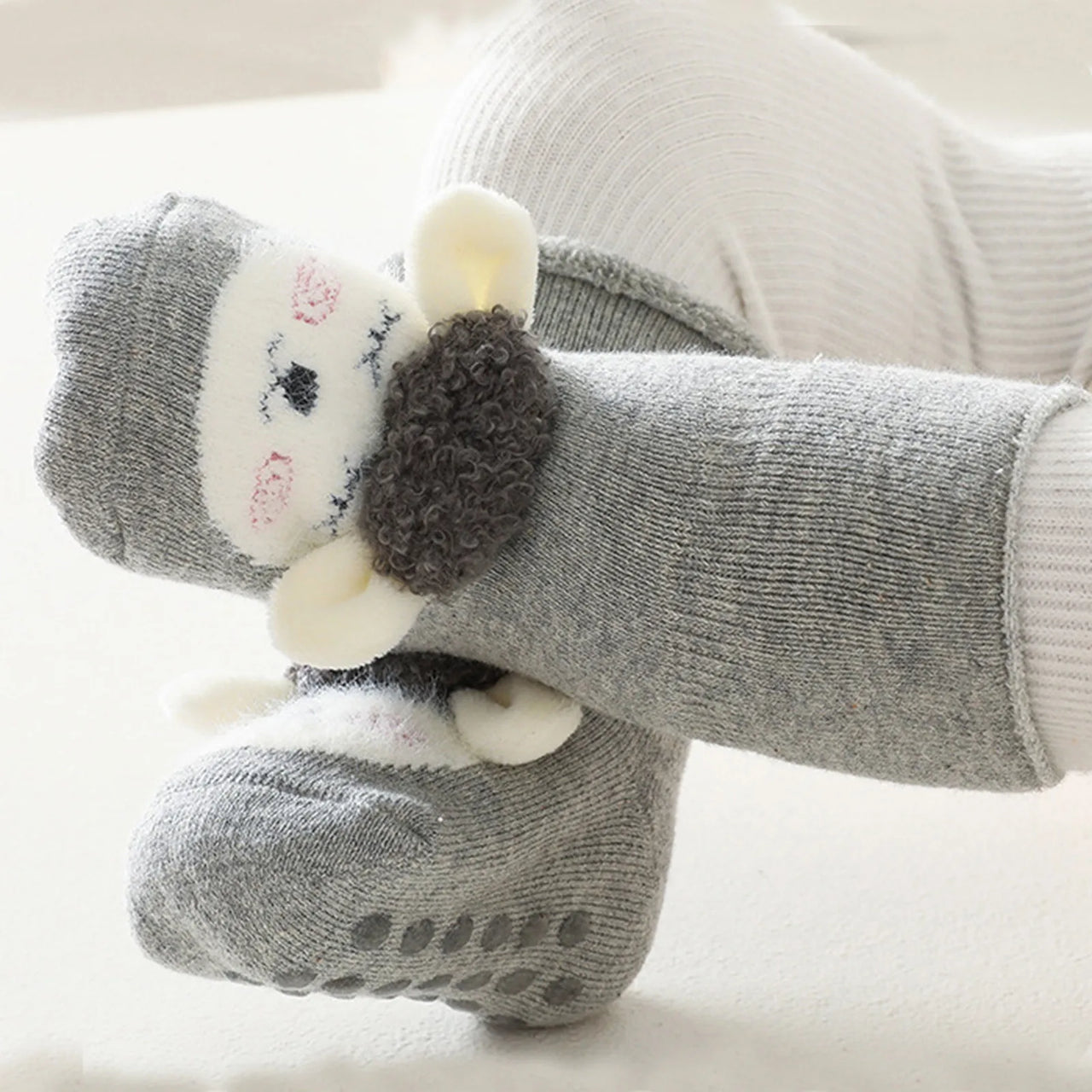 Mini Fashion™ - Warm & Soft - Anti Slip Socks