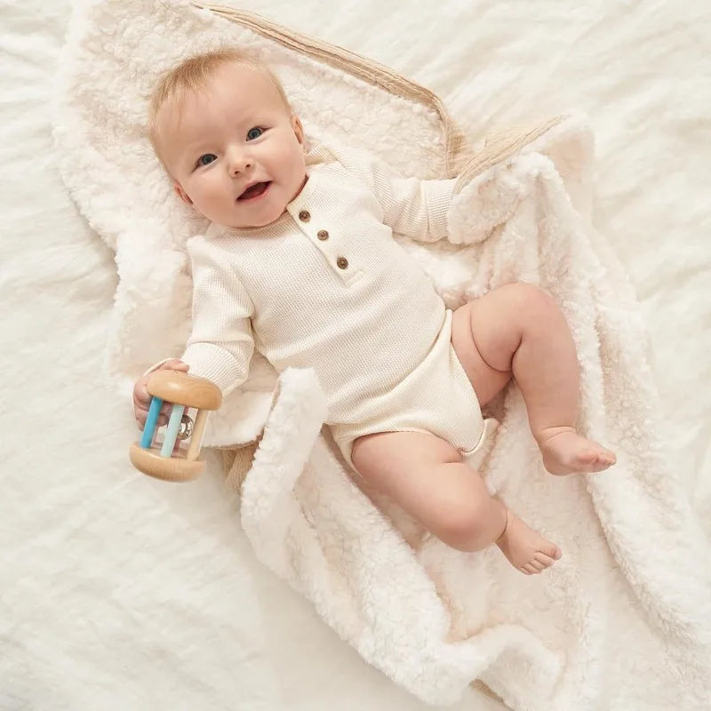 SnuggleBear – Premium Thick & Soft Baby Blanket