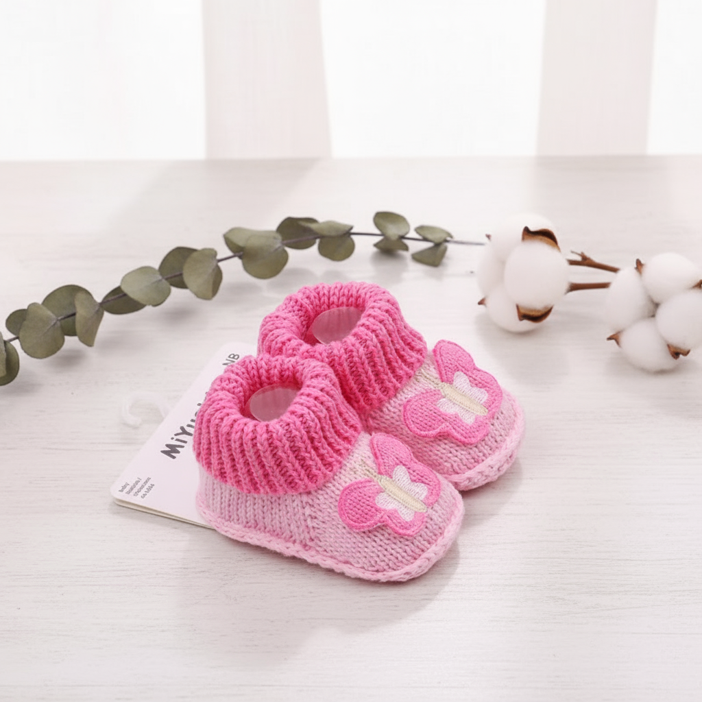 Mini Fashion – Knitted Baby Booties (3-6 months)