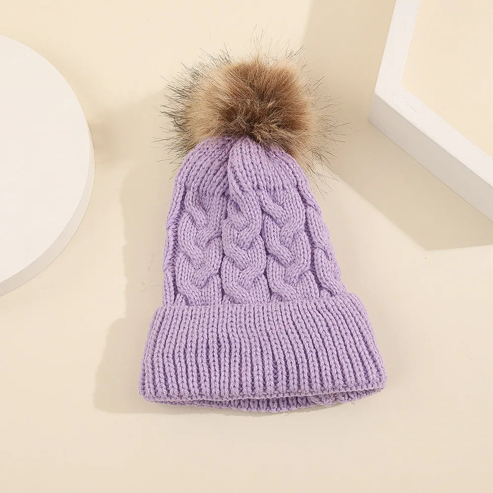 Mini Fashion™ - Own font - Hat with pompon