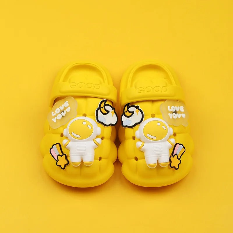 Mini Fashion™ - Fun Astronaut Design - Kids Slippers