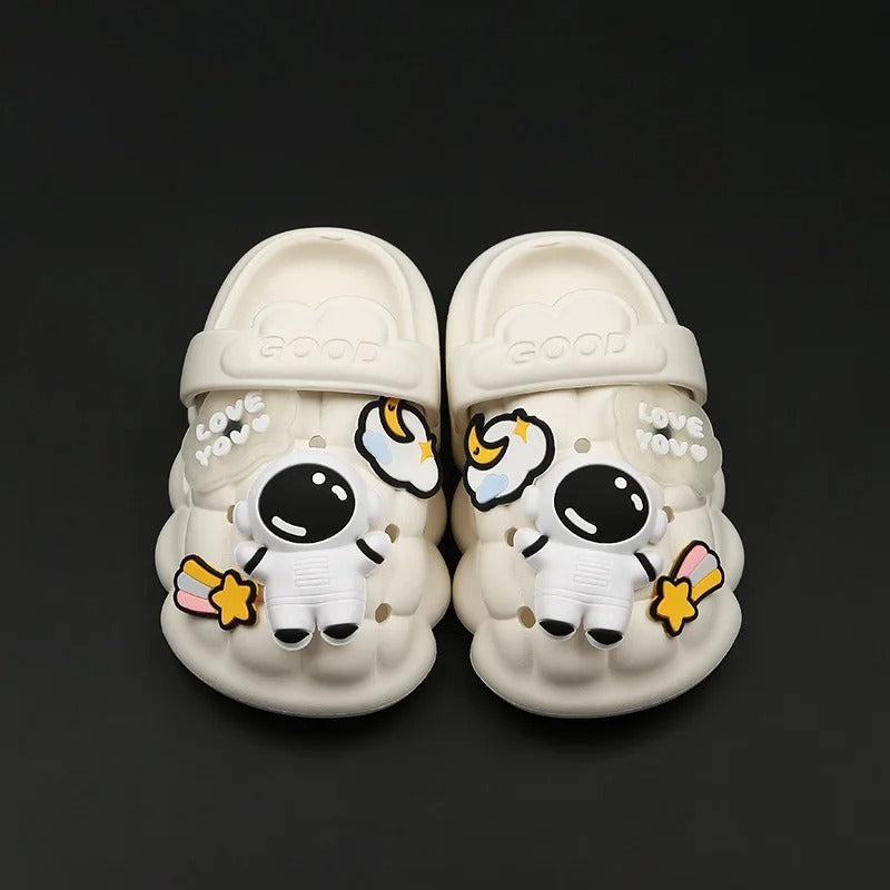 Mini Fashion™ - Fun Astronaut Design - Kids Slippers