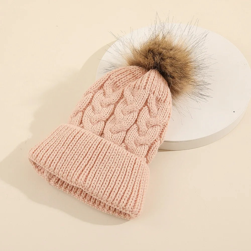 Mini Fashion™ - Own font - Hat with pompon