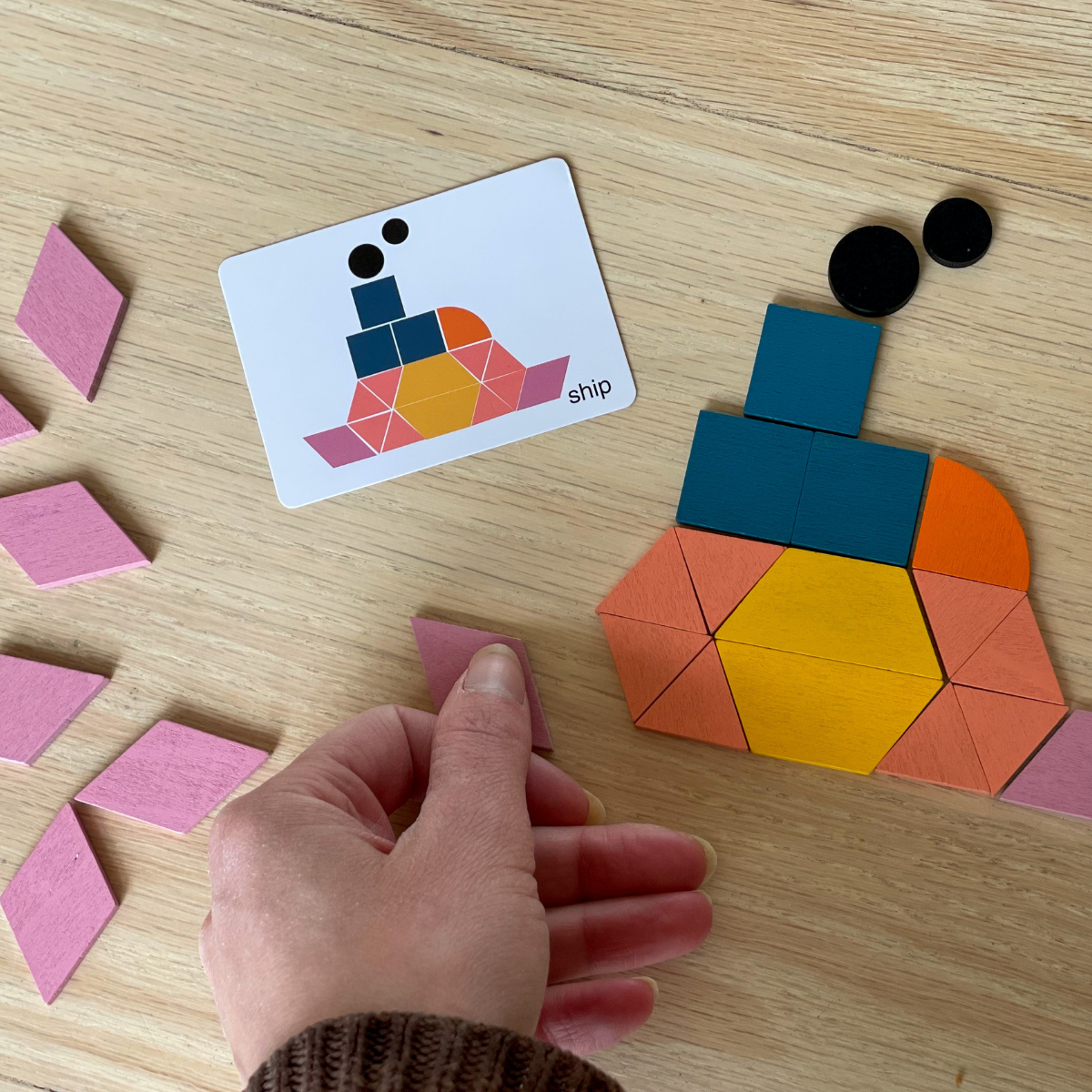 Woods™ | Developing creativity - Geometric shape puzzle