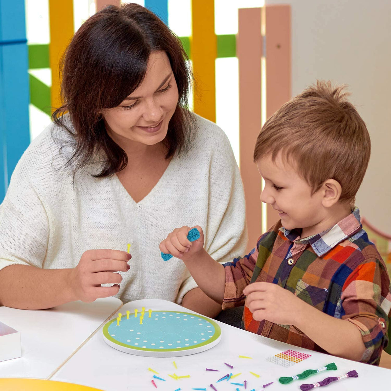 String Art Craft Kit™ - Colourful creations with yarn - Yarn craft kit