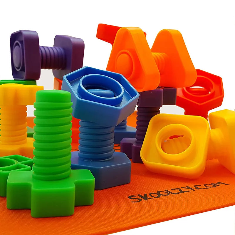 Bolts Set™ - Geometric fun - STEM toys