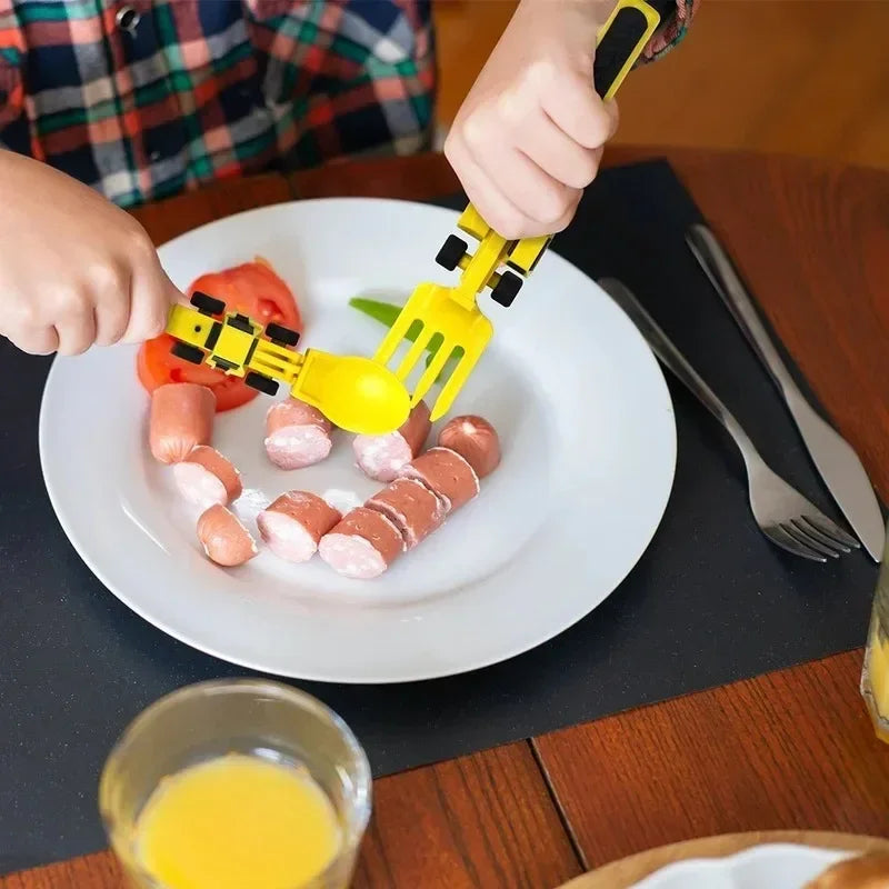 Construction Dinner Set™ - No more squeaking at the dinner table - Creative cutlery set