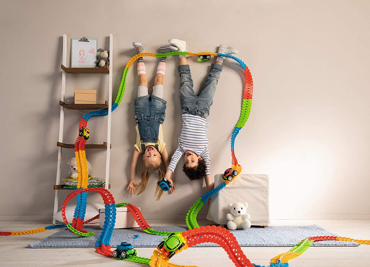 Car Adventure™ | Developing creativity - Flexible race track